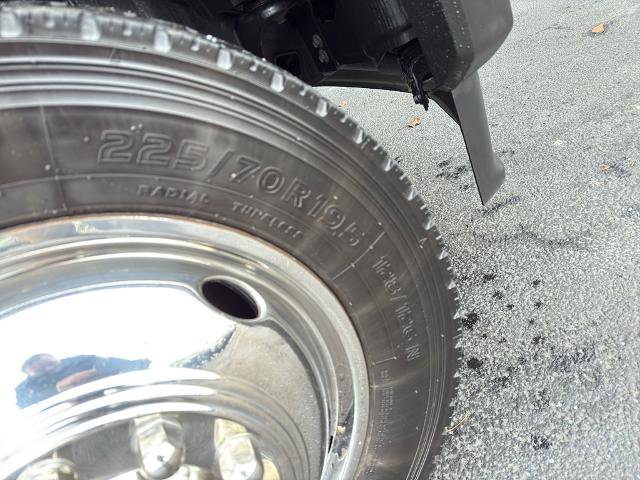 Certified 2023 Ford F550 4x4 Regular Cab Super Duty image 10