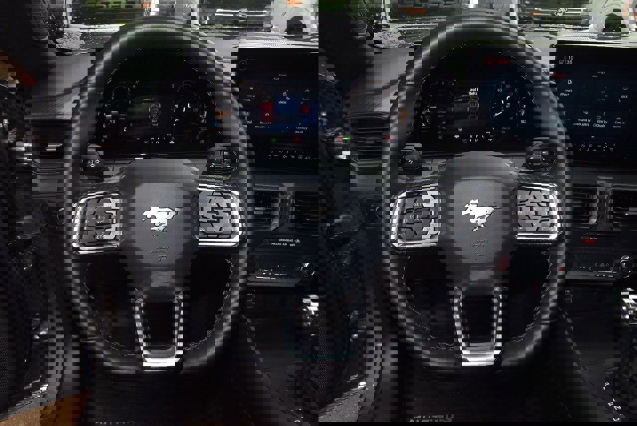 Certified 2024 Ford Mustang Coupe RWD image 22