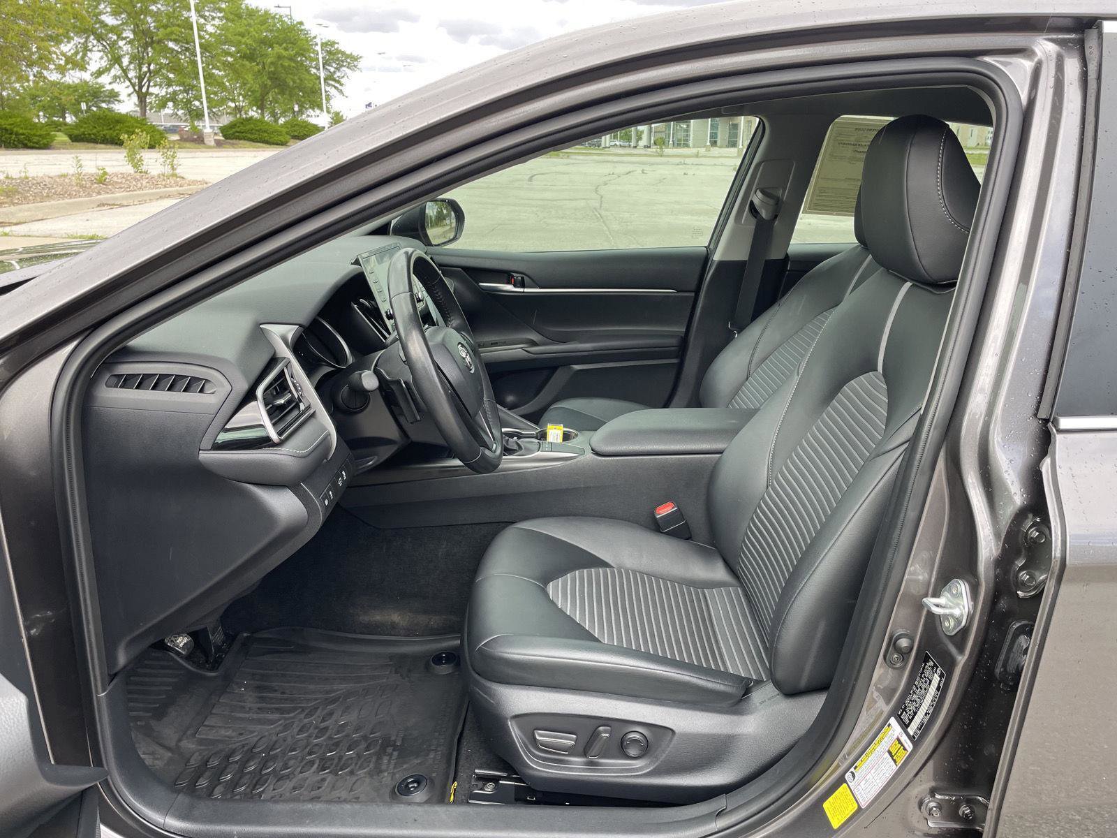 Used 2023 Toyota Camry SE w/ Convenience Package FWD image 17