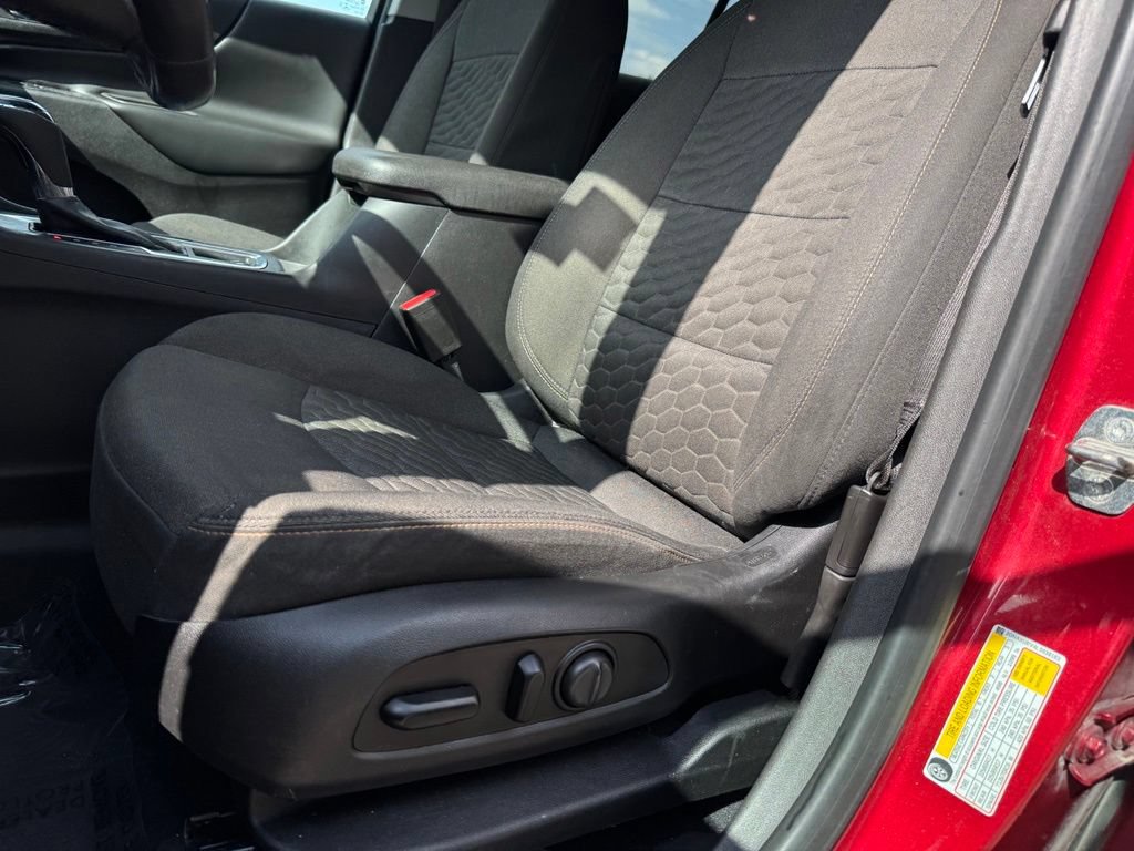 Used 2020 Chevrolet Equinox LT AWD/4WD image 6
