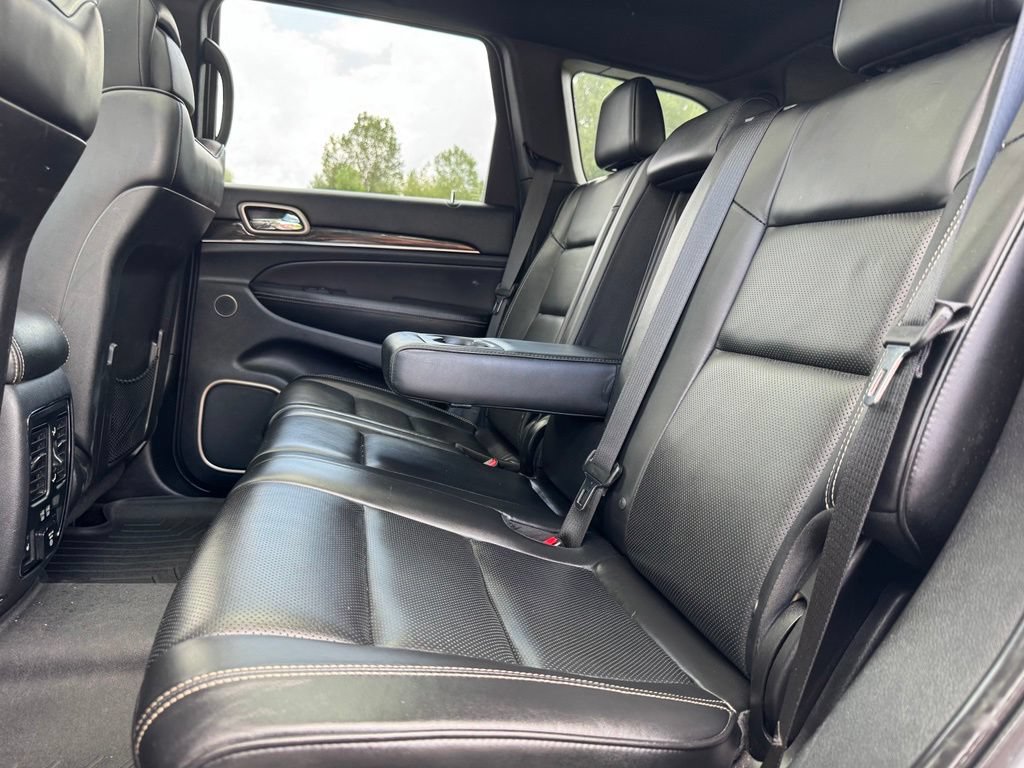 Used 2017 Jeep Grand Cherokee Overland w/ Jeep Active Safety Group AWD/4WD image 22