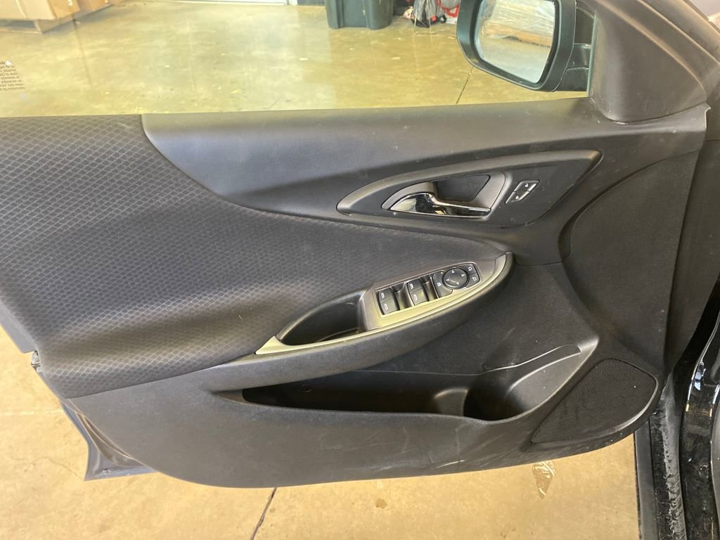 Used 2023 Chevrolet Malibu LT image 33