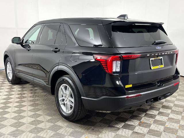 Certified 2026 Ford Explorer Active RWD image 8