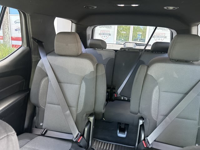 Used 2023 Chevrolet Traverse LT FWD image 19