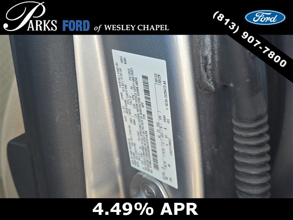 Certified 2022 Ford Escape SE w/ SE Sport Appearance Package image 32