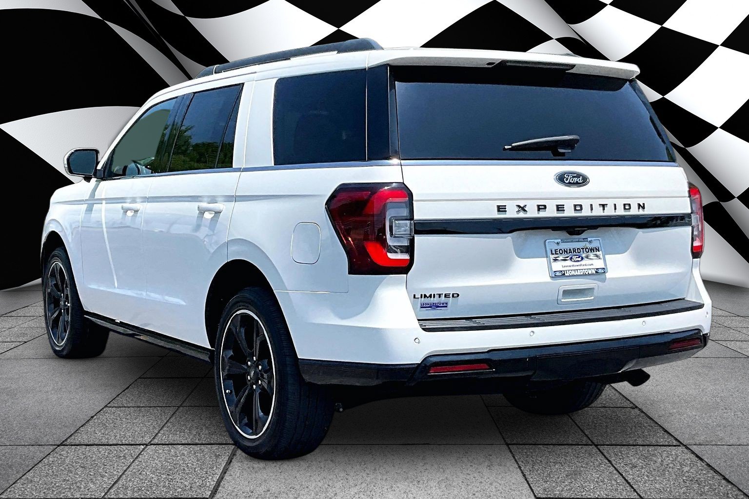 Certified 2024 Ford Expedition Limited AWD/4WD image 12
