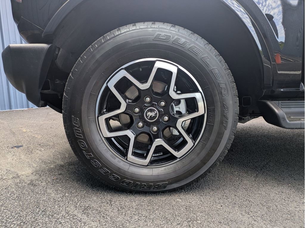 Certified 2025 Ford Bronco Outer Banks AWD/4WD image 27