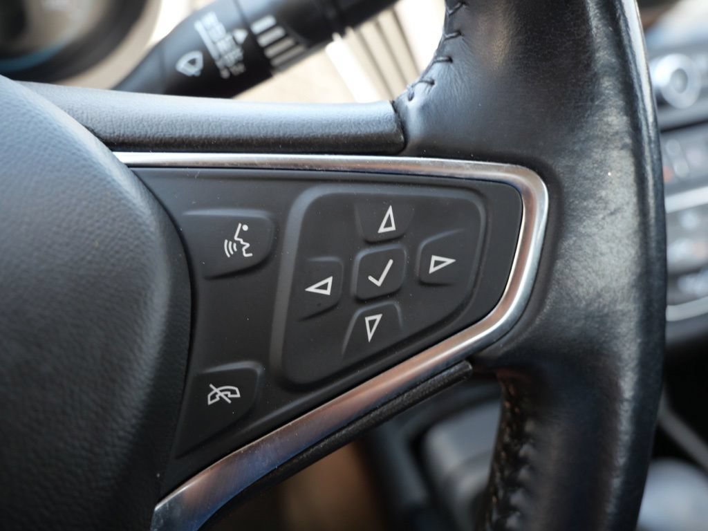 Used 2021 Chevrolet Malibu RS FWD image 26