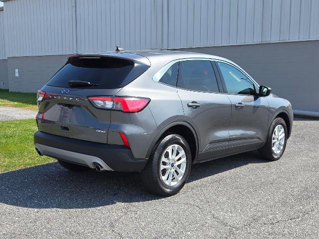 Certified 2022 Ford Escape SE image 3
