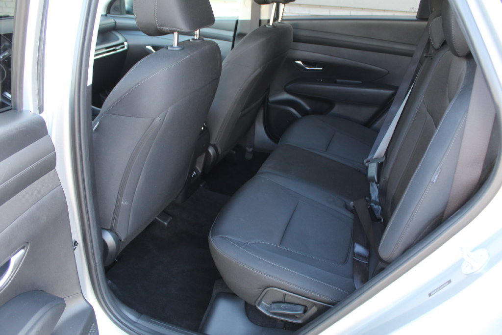 Used 2025 Hyundai Tucson SEL FWD image 30