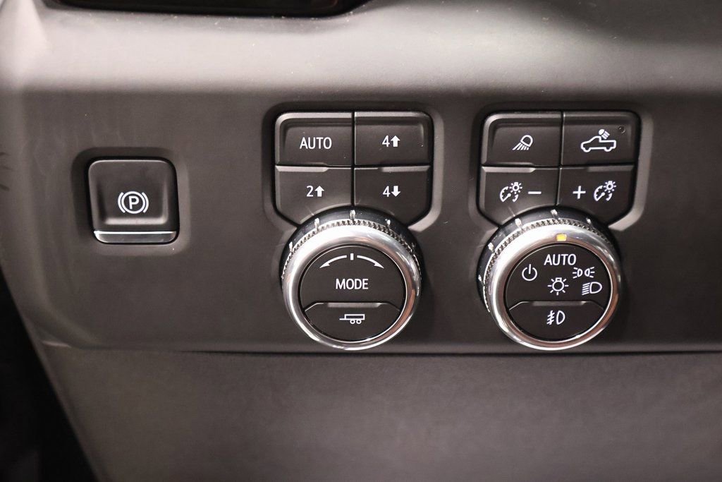 Used 2026 GMC Sierra 3500 Denali Ultimate image 30