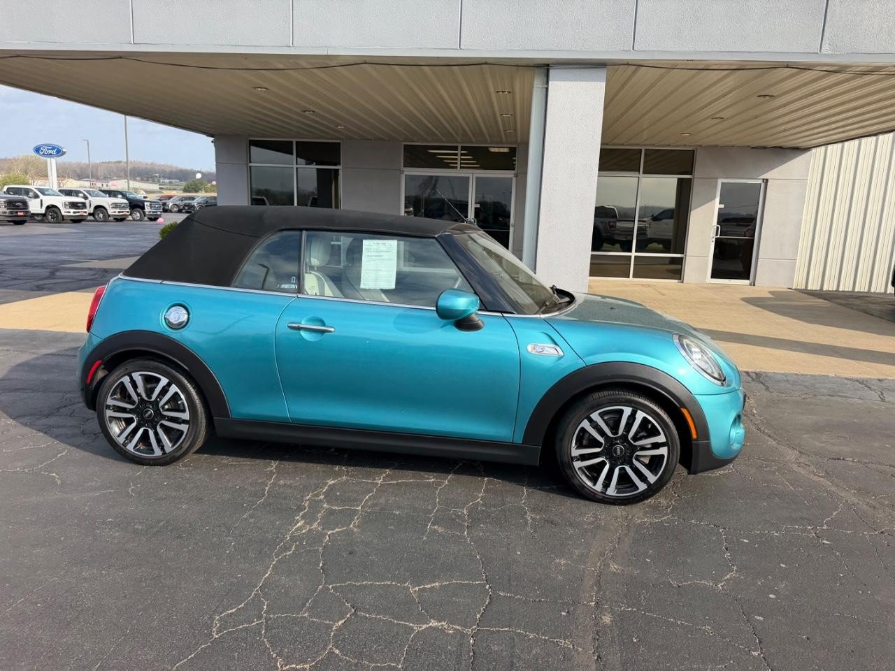 Used 2021 MINI Cooper S w/ Signature Upholstery Package FWD image 7