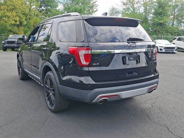Certified 2017 Ford Explorer XLT w/ Equipment Group 202A AWD/4WD image 10