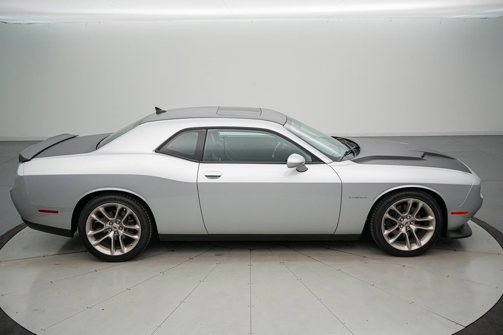 Used 2020 Dodge Challenger R/T image 3