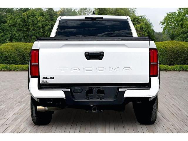 Used 2025 Toyota Tacoma TRD Off-Road AWD/4WD image 3