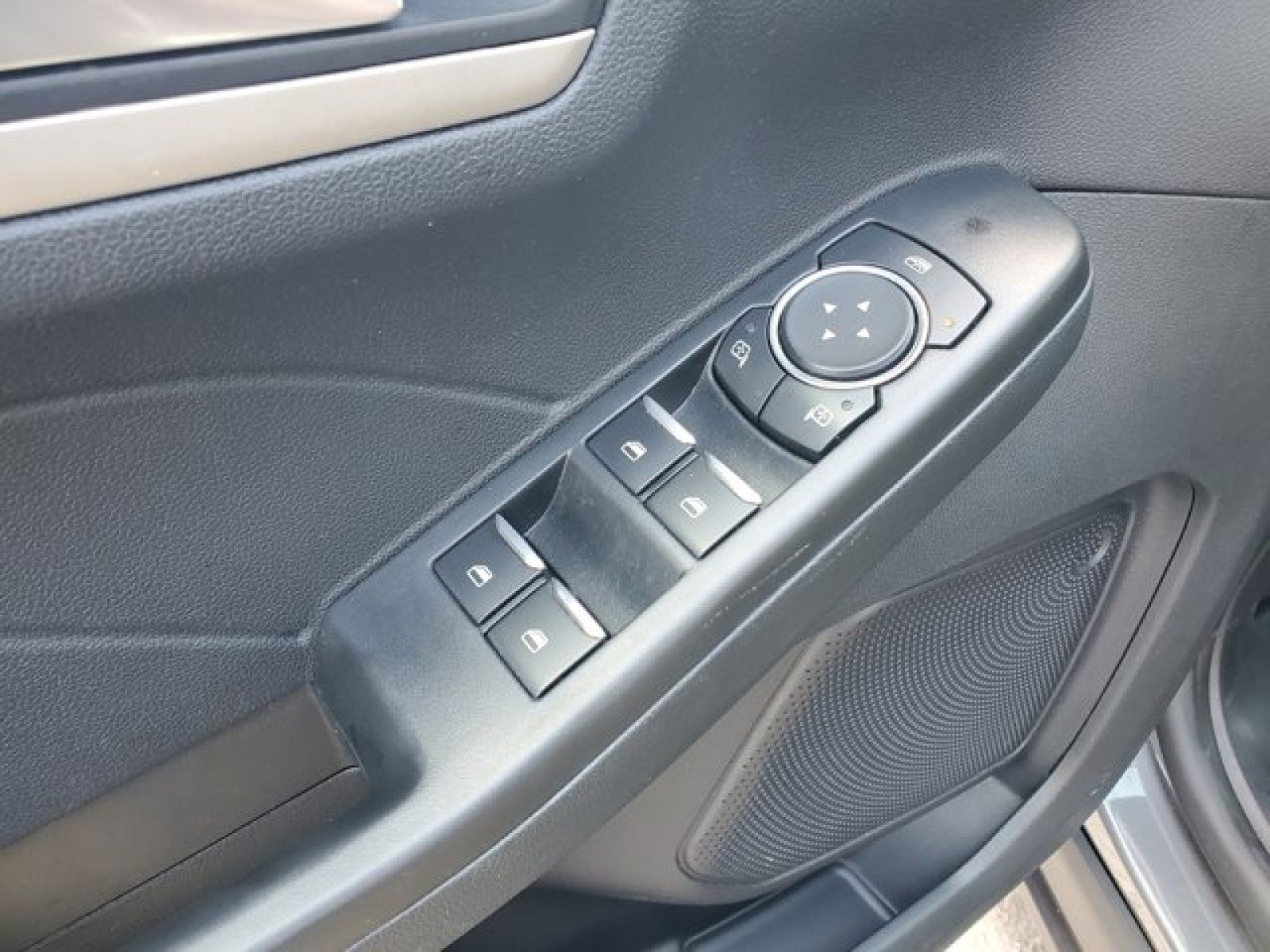 Certified 2022 Ford Escape SEL FWD image 14