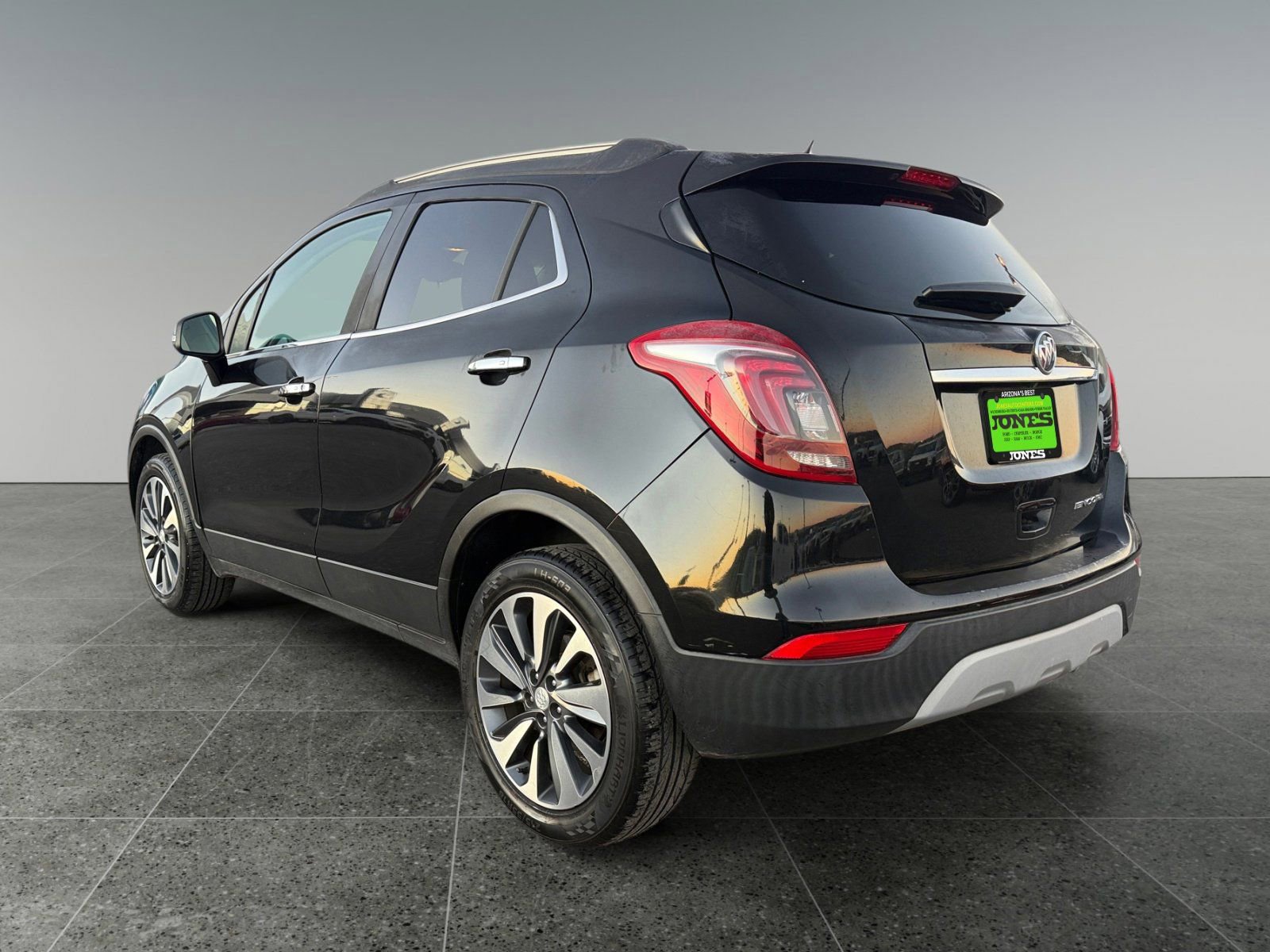 Used 2020 Buick Encore Essence image 5