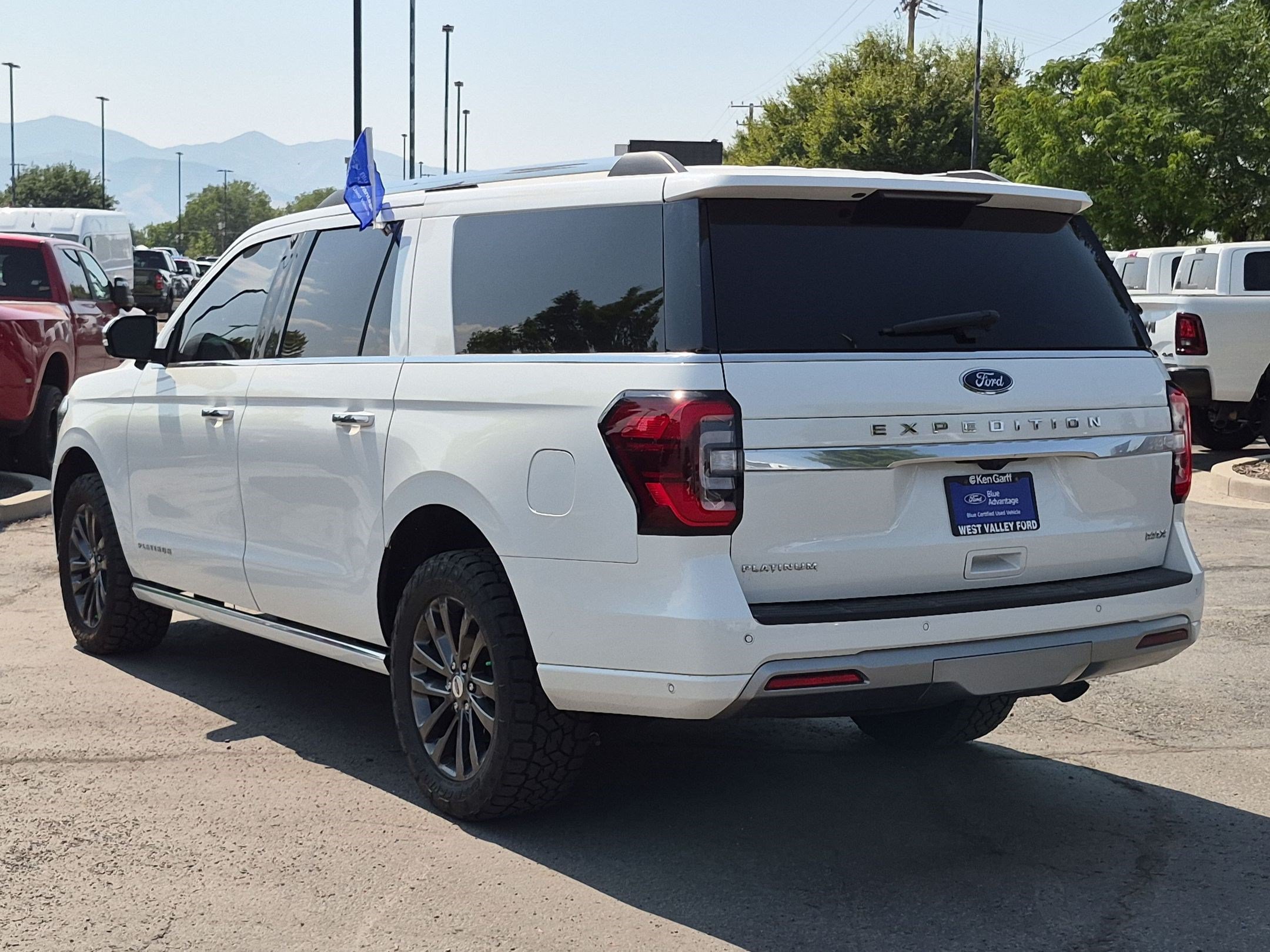 Certified 2024 Ford Expedition Max Platinum AWD/4WD image 9