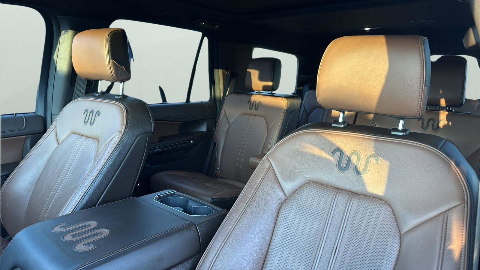 Certified 2024 Ford Expedition King Ranch image 10