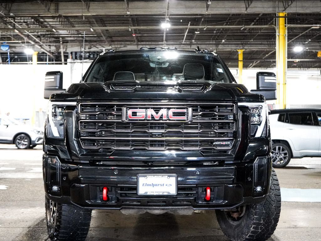 Used 2025 GMC Sierra 2500 AT4X AWD/4WD image 2
