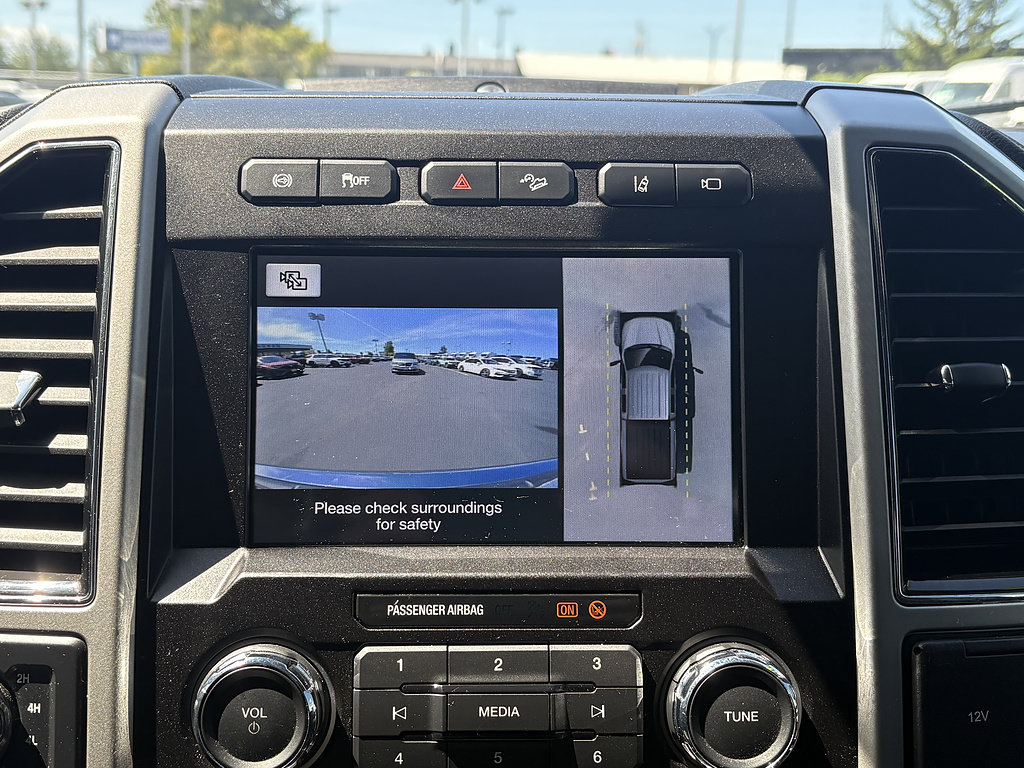 Certified 2019 Ford F250 Lariat w/ Lariat Ultimate Package AWD/4WD image 30