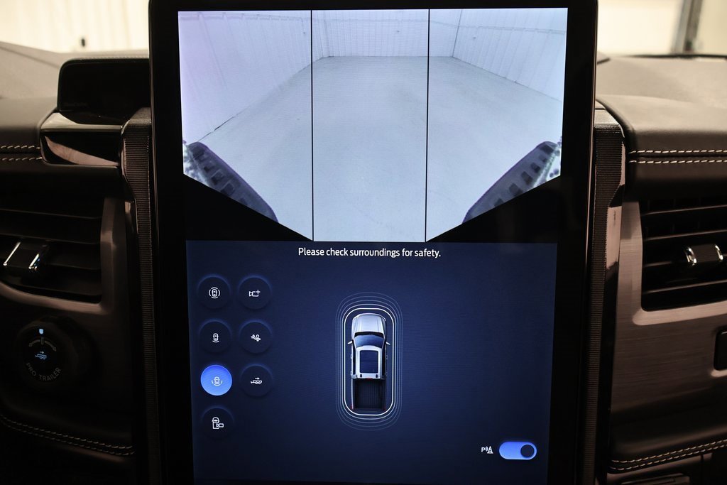 Certified 2023 Ford F150 Lightning Platinum image 39