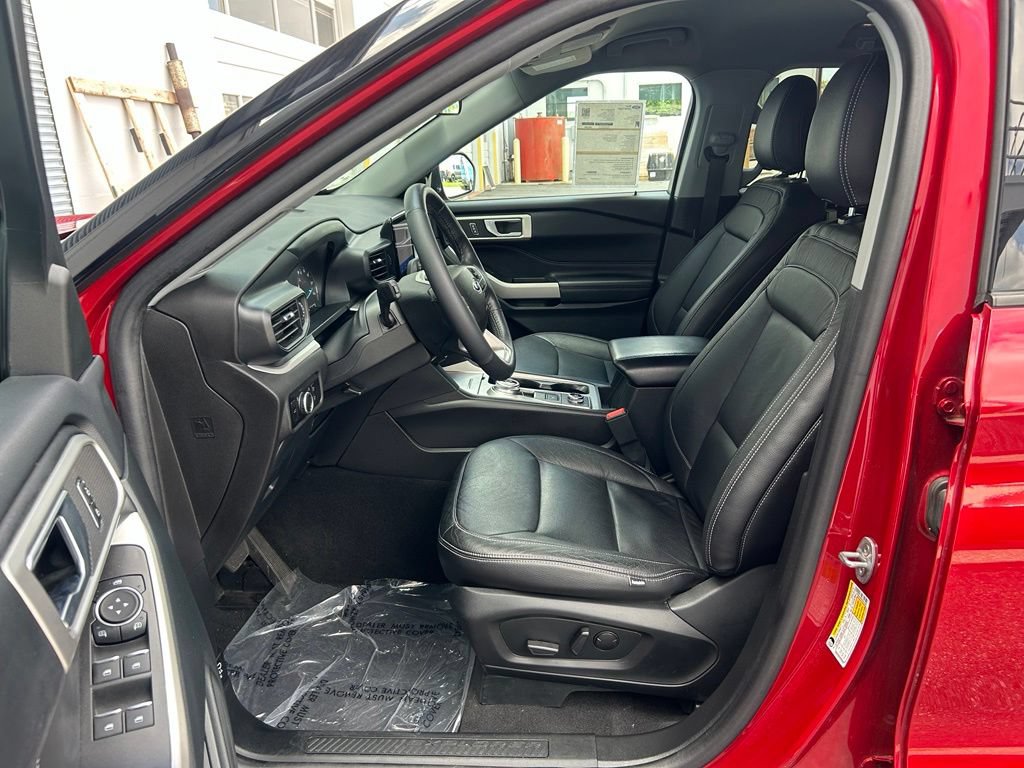 Certified 2023 Ford Explorer XLT AWD/4WD image 14