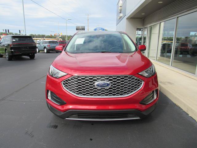 Certified 2024 Ford Edge SEL w/ Convenience Package AWD/4WD image 3