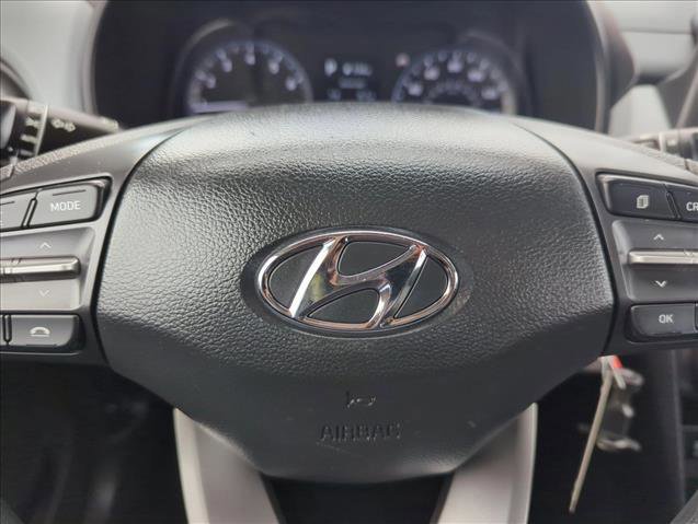 Used 2021 Hyundai Kona SE w/ Cargo Package image 24