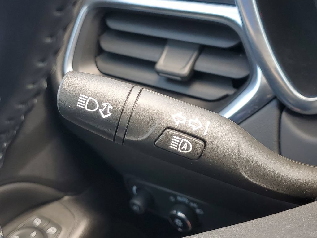 Used 2022 Chevrolet Equinox LT FWD image 24