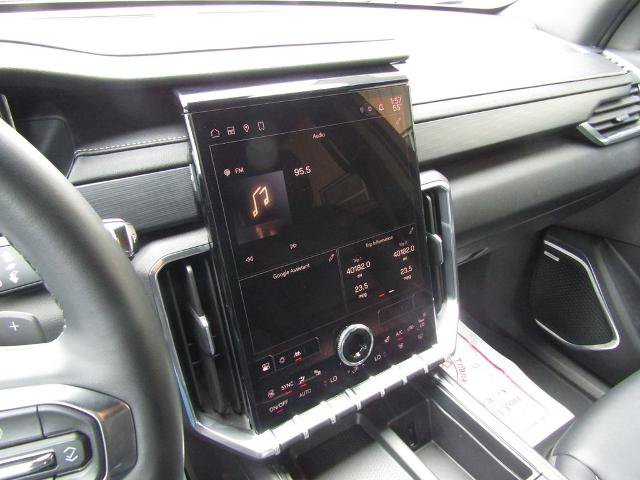 Used 2024 GMC Acadia Elevation AWD/4WD image 32