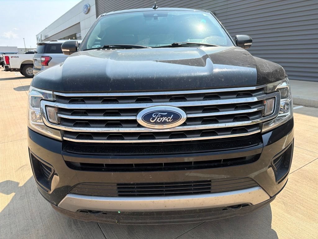Certified 2018 Ford Expedition XLT w/ Equipment Group 202A AWD/4WD image 7