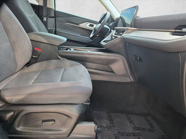 Certified 2025 Ford Explorer Active RWD image 22