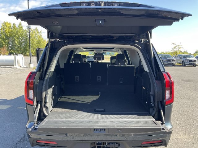 Certified 2025 Ford Expedition Max Active AWD/4WD image 26