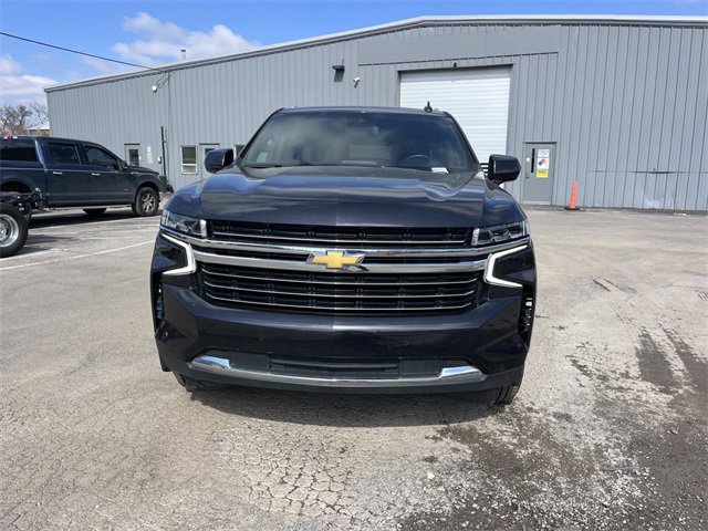 Used 2024 Chevrolet Suburban LT image 8