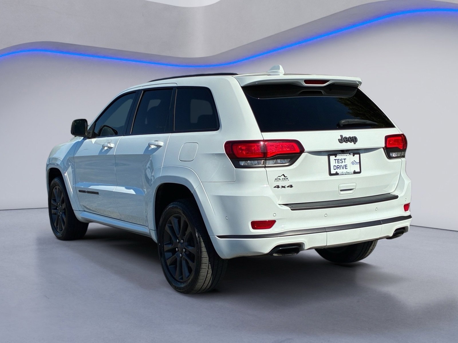 Used 2018 Jeep Grand Cherokee High Altitude AWD/4WD image 3