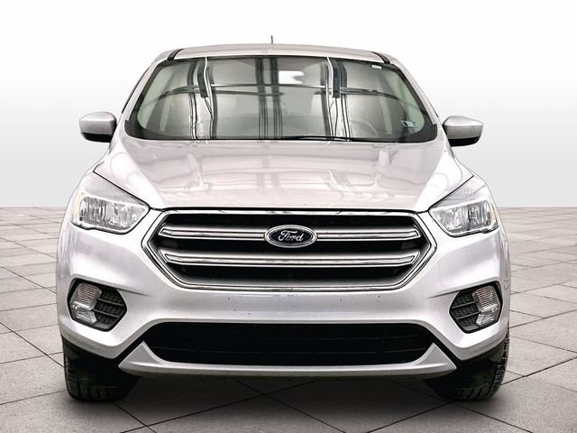 Certified 2017 Ford Escape SE w/ SE Cold Weather Package AWD/4WD image 3