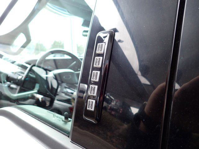 Certified 2023 Ford F250 XLT image 9