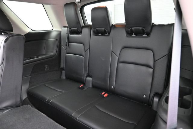 Used 2024 Nissan Pathfinder SL AWD/4WD image 29