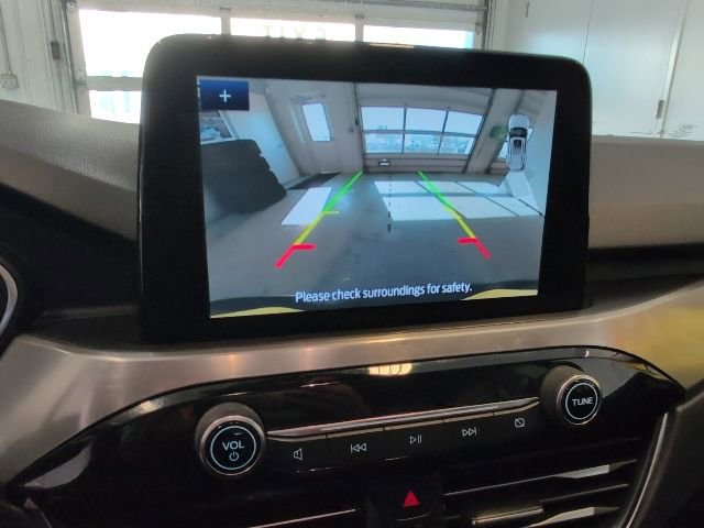 Certified 2021 Ford Escape Titanium image 24