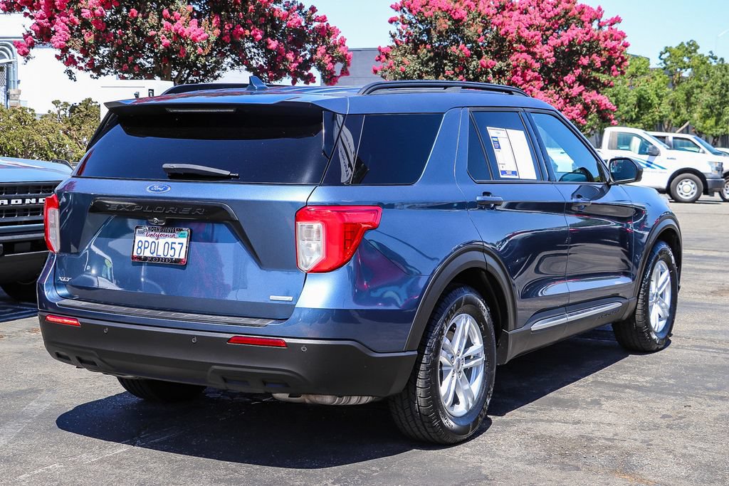 Certified 2020 Ford Explorer XLT RWD image 8