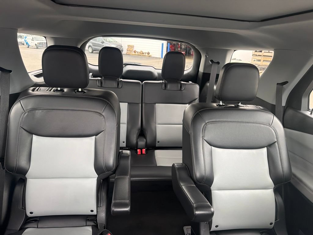 Certified 2023 Ford Explorer XLT w/ Equipment Group 202A AWD/4WD image 46