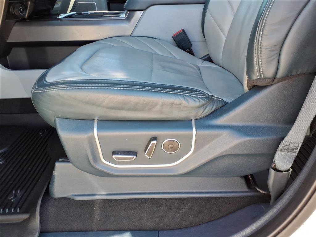 Certified 2022 Ford F450 Limited w/ FX4 Off-Road Package image 13