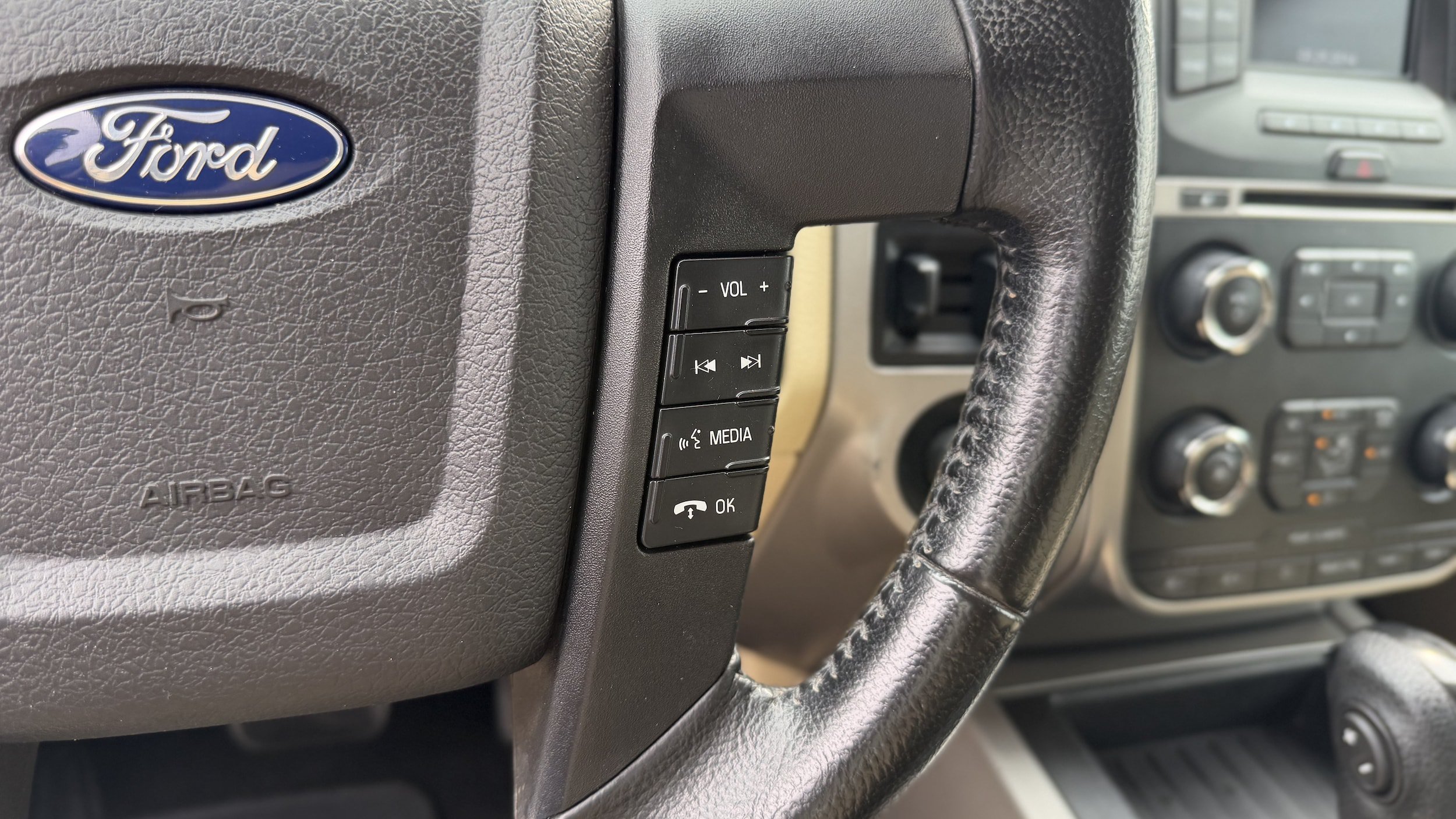 Certified 2017 Ford Expedition XLT AWD/4WD image 32