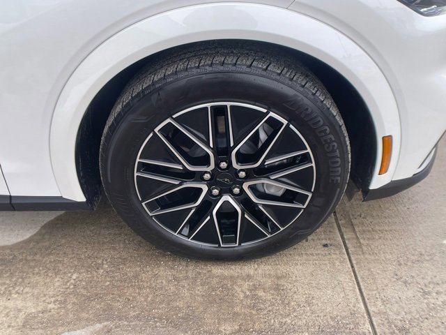 Certified 2025 Ford Mustang Mach-E Premium image 11