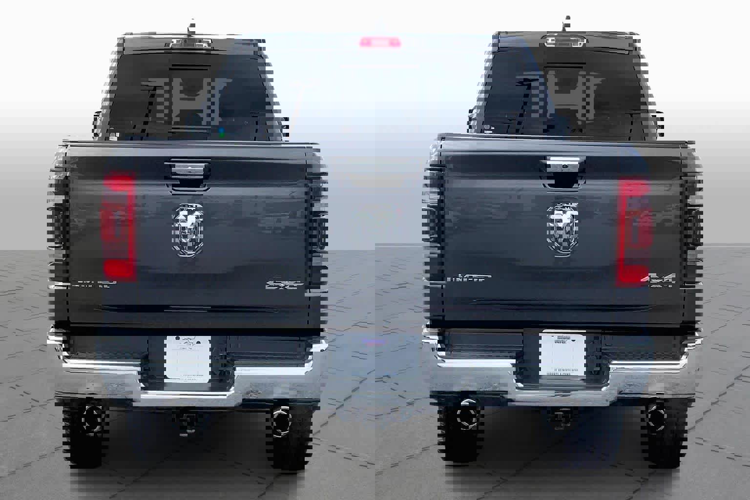 Used 2022 RAM 1500 Limited image 8