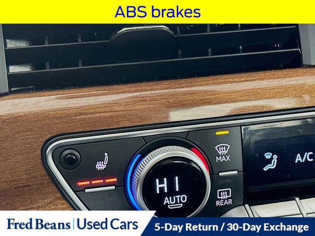 Used 2023 Audi A4 2.0T Premium w/ Convenience Package AWD/4WD image 24