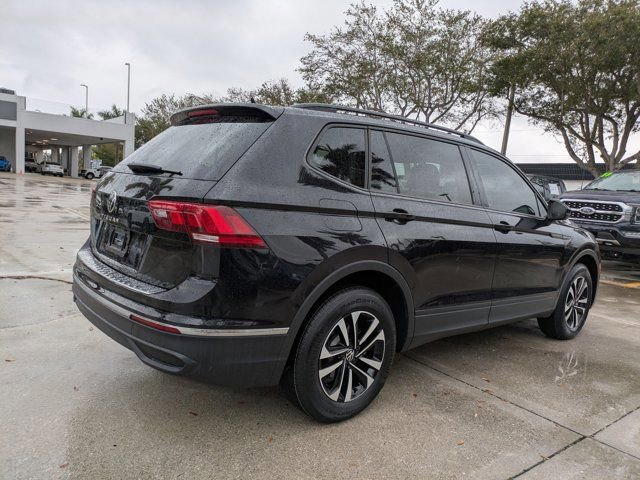 Used 2022 Volkswagen Tiguan S image 4