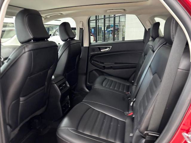 Certified 2024 Ford Edge SEL w/ Convenience Package AWD/4WD image 11