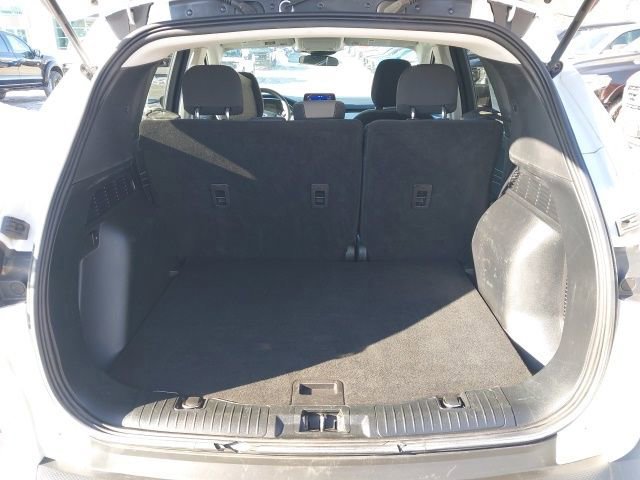 Certified 2022 Ford Escape SE image 25